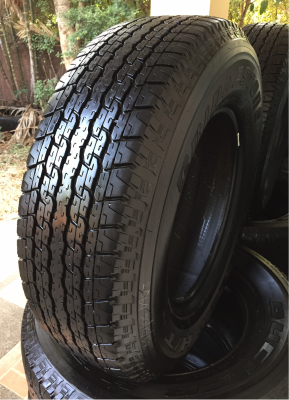 ยาง Bridgestone 245 70 16 ปี16 ดอกเต็ม เนื้อนิ่มๆ ไม่มีปะ ราคาไม่แพง มีมา5ชุดครับ ยาง Bridgestone 245 70 16 ปี16 ดอกเต็ม เนื้อนิ่มๆ ไม่มีปะ ราคาไม่แพง มีมา5ชุดครับ