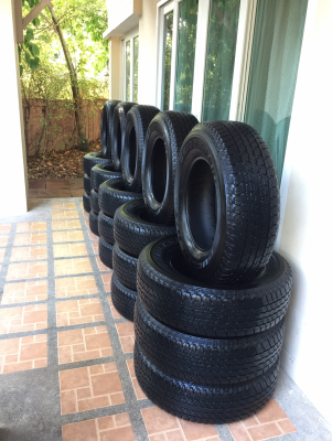 ยาง Bridgestone 245 70 16 ปี16 ดอกเต็ม เนื้อนิ่มๆ ไม่มีปะ ราคาไม่แพง มีมา5ชุดครับ ยาง Bridgestone 245 70 16 ปี16 ดอกเต็ม เนื้อนิ่มๆ ไม่มีปะ ราคาไม่แพง มีมา5ชุดครับ