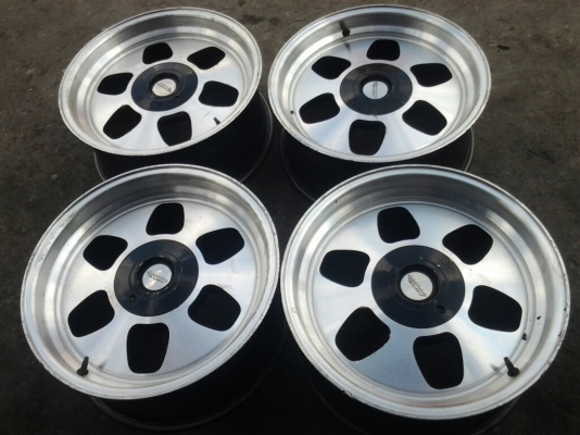 vip 17x7.5 / 4*100-114 ขาย 7500 บาท 0850227371