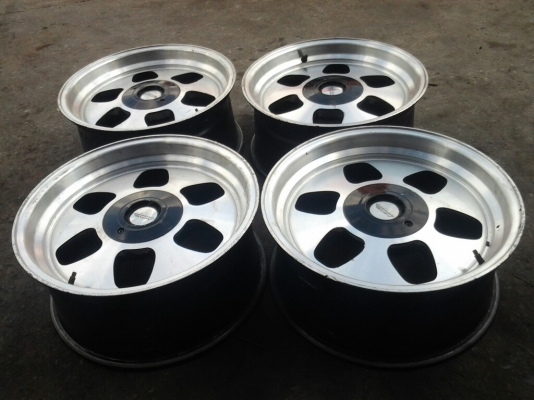 vip 17x7.5 / 4*100-114 ขาย 7500 บาท 0850227371