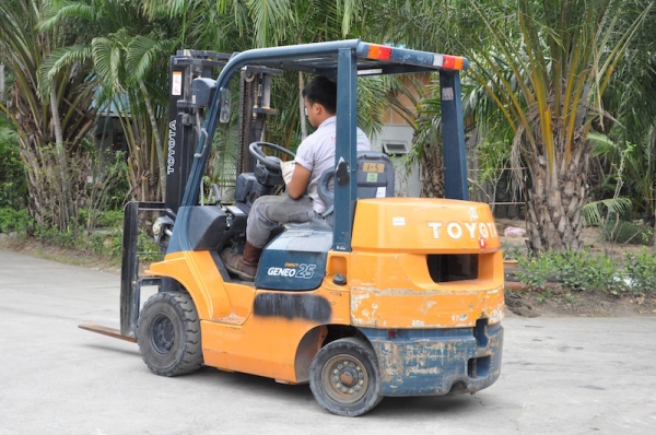 ขายFORKLIFT TOTOTA รุ่น7FG25(2.5ตัน) สวยเดิมจากญี่ปุ่น ยังไม่เคยใช้ในไทย 185,000เท่านั้น!!