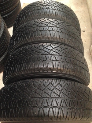 Michelin LATITUDE 225 70 r15 ปี13 ส่งได้ทุกจังหวัดครับ Michelin LATITUDE 225 70 r15 ปี13 ส่งได้ทุกจังหวัดครับ