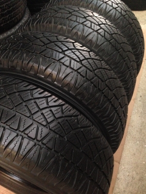 Michelin LATITUDE 225 70 r15 ปี13 ส่งได้ทุกจังหวัดครับ Michelin LATITUDE 225 70 r15 ปี13 ส่งได้ทุกจังหวัดครับ