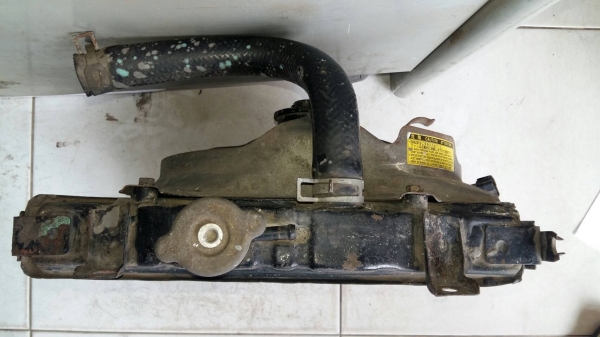 หม้อน้ำรถ มิร่า