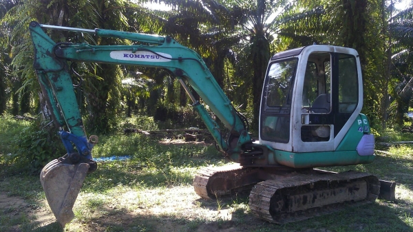 ขายรถแบคโฮ KOMATSU PC45-1 เอกสารอินวอย ระบบไฟเต็ม ราคา 420000
