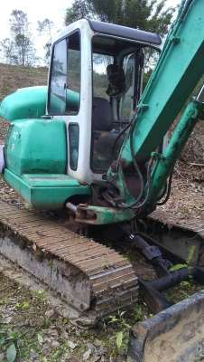ขายรถแบคโฮ KOMATSU PC45-1 เอกสารอินวอย ระบบไฟเต็ม ราคา 420000 ขายรถแบคโฮ KOMATSU PC45-1 เอกสารอินวอย ระบบไฟเต็ม ราคา 420000