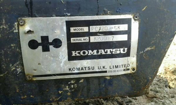 ขายรถแบคโฮ KOMATSU PC120-5 ระบบไฟเต็ม คอลโทรลสั้น เอกสารเล่ม แอร์พร้อม ราคา 550000