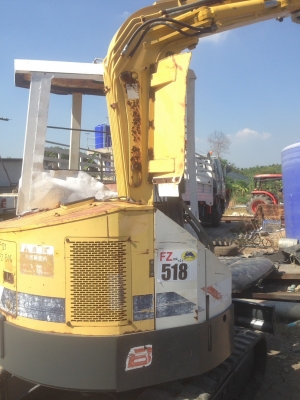รถแม็คโคร yanmar b30 รถแม็คโคร yanmar b30