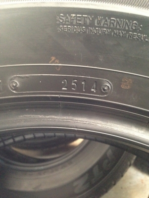 Dunlop Grandtrek 265 65 r17 ปี14 ส่งได้ทุกจังหวัด T 061-9030026 Dunlop Grandtrek 265 65 r17 ปี14 ส่งได้ทุกจังหวัด T 061-9030026