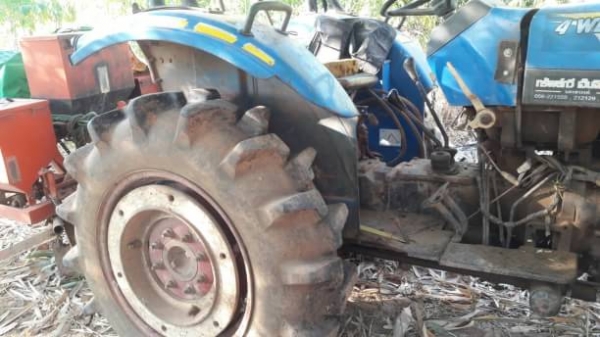 ขาย 80,000 รถไถแชมแ43แรง (เฉพาะตัวรถ)