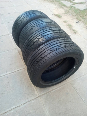 185/55R15  MAXXIS MA-01 DEESTONE ชุด 4 เส้น  tel. 081-427-3941