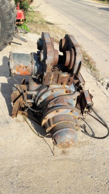 รอกไฟฟ้า HITACHI 3ตันนำเข้าจากญี่ปุ่น