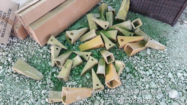 ขาย เล็บขุด สำหรับใส่บุ้งกี๋ รถขุด แบคโฮ หลายขนาด มีราคา ตั้งแต่ 280 - 480 - 520 บาท ขาย เล็บขุด สำหรับใส่บุ้งกี๋ รถขุด แบคโฮ หลายขนาด มีราคา ตั้งแต่ 280 - 480 - 520 บาท
