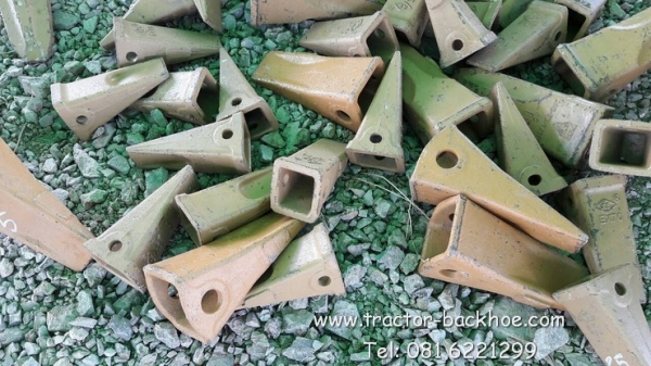 ขาย เล็บขุด สำหรับใส่บุ้งกี๋ รถขุด แบคโฮ หลายขนาด มีราคา ตั้งแต่ 280 - 480 - 520 บาท ขาย เล็บขุด สำหรับใส่บุ้งกี๋ รถขุด แบคโฮ หลายขนาด มีราคา ตั้งแต่ 280 - 480 - 520 บาท