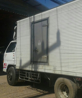 หกล้อ อีซูชุ NPR115แรง ตู้เปียก&amp;ตู้น้ำแข็ง ช่วงยาว4.50ม พ.เวอร์ ช่วงล่างใหญ่ สภาพดีพร้อมใช้ ทะเบียนพร้อมโอน