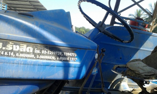 รถไถนา FORD 6610-2เพลา มีผาน3+ดันหน้า พร้อมใช้งาน รถไถนา FORD 6610-2เพลา มีผาน3+ดันหน้า พร้อมใช้งาน