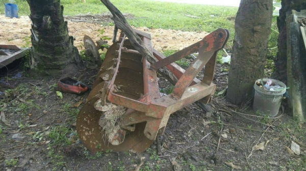 รถไถ KUBOTA M8540 , 2 เพลา. สนใจติดต่อ 081 - 6079515 รถไถ KUBOTA M8540 , 2 เพลา. สนใจติดต่อ 081 - 6079515