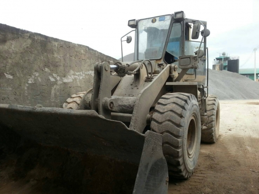 ขออนุญาติขาย รถตัก WA300-1เอกสารเล่มพร้อมใช้งานราคา 850000 สนใจติดต่อ 0853224877-0988930465 ครับ ขออนุญาติขาย รถตัก WA300-1เอกสารเล่มพร้อมใช้งานราคา 850000 สนใจติดต่อ 0853224877-0988930465 ครับ