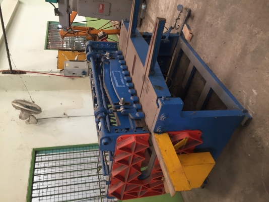 ขายเครื่องตัดเหล็กระบบไฮโดรลิค4ฟุตเต็มตัดเหล็กได้4มิลพร้อมใช้ครับ