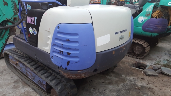 ขายรถนำเข้าเก่าญี่ปุ่น สภาพสวย พร้อมใช้งาน MITSUBISHI MM35T