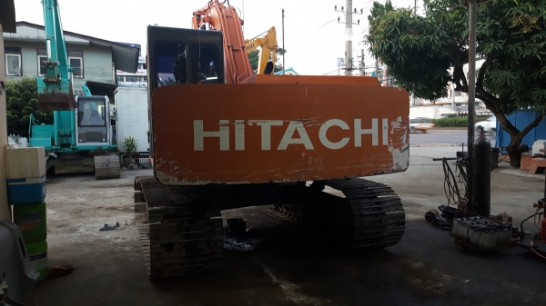 ขายรถเก่าใน สภาพพร้อมใช้งาน HITACHI EX200-1เครื่องดี ปั้มดี เอวแน่น ขายรถเก่าใน สภาพพร้อมใช้งาน HITACHI EX200-1เครื่องดี ปั้มดี เอวแน่น