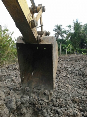 ขายด่วน แม็คโคร KOMATSU PC60-1 สภาพพร้อมใช้งาน เครื่องปั้มดี พร้อมทำงาน โซ่ช่วงล่างสวย เอวแน่น รถทำงานยุครับ เอกสารสัญญาซื้อขาย