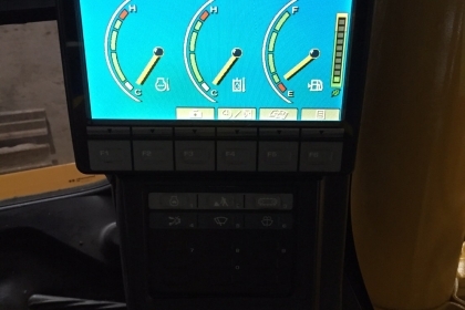 ขาย!! >>> Komatsu Pc200 รุ่น 8 <<< เบอร์ติดต่อ 098-7155789