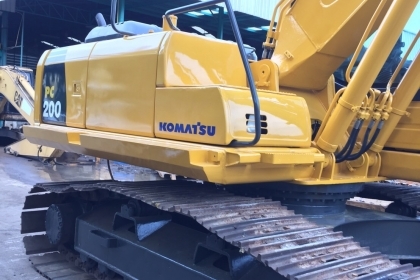 ขาย!! >>> Komatsu Pc200 รุ่น 8 <<< เบอร์ติดต่อ 098-7155789