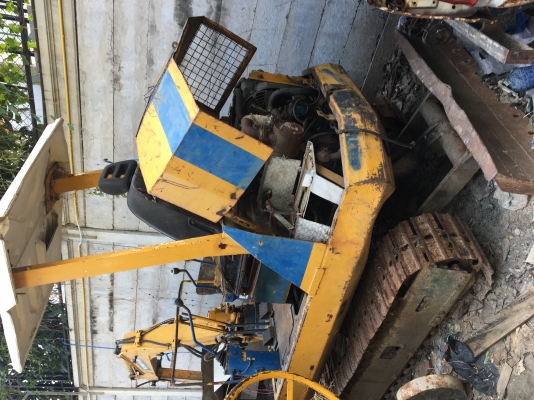 ขาย แมคโคkomatsu pc 20 ราคา 120,000 บาท