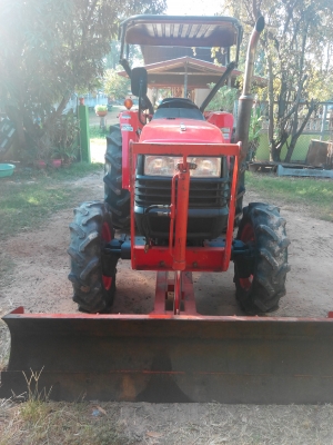 ขายรถไถ L4508Di   ปี 53   สภาพสวยพร้อมใช้อุปกรณ์ 3 ชิ้น เอกสารพร้อมโอนราคาต่อรองได้