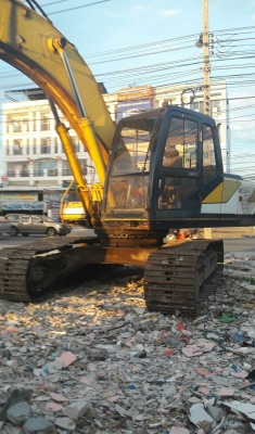 ขาย sk 200/3 รถนอกใชังานในไทยบางแล้วโทร 0813491082