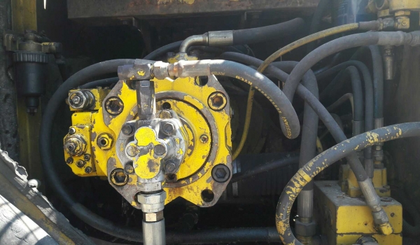 ขาย sk 200/3 รถนอกใชังานในไทยบางแล้วโทร 0813491082 ขาย sk 200/3 รถนอกใชังานในไทยบางแล้วโทร 0813491082