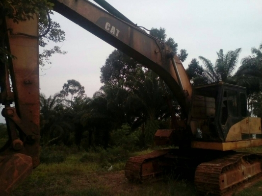 ขายรถแบคโฮ CAT EL240 เอกสารอินวอย ราคา 400000 ขายรถแบคโฮ CAT EL240 เอกสารอินวอย ราคา 400000