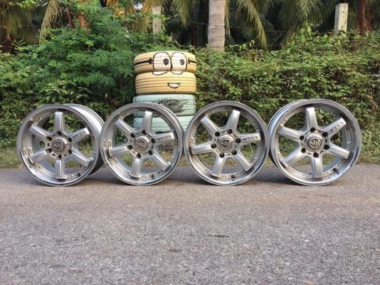 ขายล้อแม็กซิ่งRs ขอบ17 4 วง ราคา 5,800 บาท