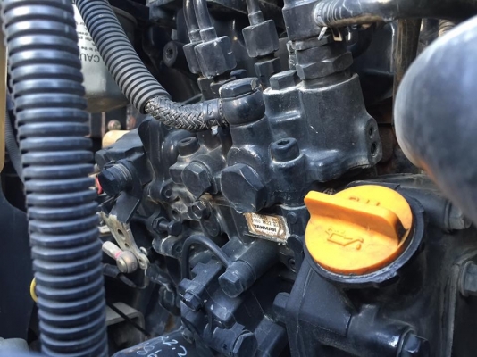 KOBELCO SK30SR-3E ปี2011 ชั่วโมงน้อยมากไม่แพ้รถใหม่ นำเข้าจากญี่ปุ่น โทร.090-986-2521 อ๊อบ