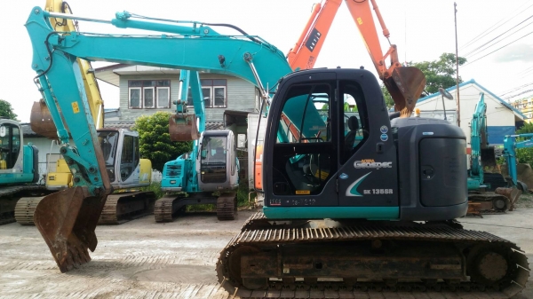 ขาย..KOBELCO SK135SR-2  YY05  ปี2009  เก่าญี่ปุ่นแท้..แทรค 70  5,XXX ชั่วโมง  เครื่องคอมมอน...เปิดได้รอบคัน..โทร..089-3818694  ดวงนภา