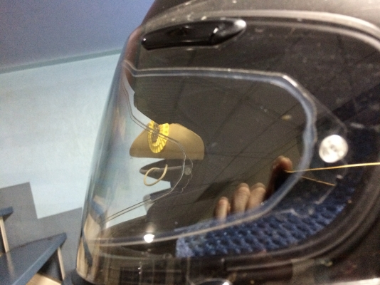 ขายหมวก arai. สภาพดี ไซส์เล็ก 6,000 กรุงเทพมหานคร สภาพดี สวย สะอาด ประมูลมา ใส่ไม่ได้เล็กไป มีแต่หมวกตามรูปครับ ตำหนิสายย่น กะรอยนิดหน่อย ไม่มีกล่องปล่อยต่อ8000 บาท สนใจติดต่อ 0827861333 รับของลาดพร้าว87