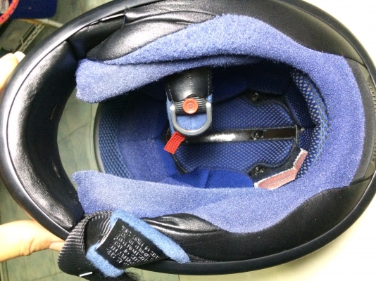 ขายหมวก arai. สภาพดี ไซส์เล็ก 6,000 กรุงเทพมหานคร สภาพดี สวย สะอาด ประมูลมา ใส่ไม่ได้เล็กไป มีแต่หมวกตามรูปครับ ตำหนิสายย่น กะรอยนิดหน่อย ไม่มีกล่องปล่อยต่อ8000 บาท สนใจติดต่อ 0827861333 รับของลาดพร้าว87 ขายหมวก arai. สภาพดี ไซส์เล็ก 6,000 กรุงเทพมหานคร สภาพดี สวย สะอาด ประมูลมา ใส่ไม่ได้เล็กไป มีแต่หมวกตามรูปครับ ตำหนิสายย่น กะรอยนิดหน่อย ไม่มีกล่องปล่อยต่อ8000 บาท สนใจติดต่อ 0827861333 รับของลาดพร้าว87