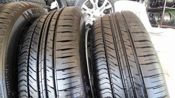 ขายล้อแม็กป้ายแดง city 15"×5.5" ยางปี16สนใจติดต่อร้าน ก.เจริญการยางครับ 081-3747940 ขายล้อแม็กป้ายแดง city 15"×5.5" ยางปี16สนใจติดต่อร้าน ก.เจริญการยางครับ 081-3747940