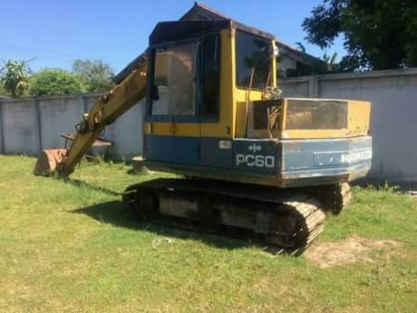ิKOMATSU PC60-5
