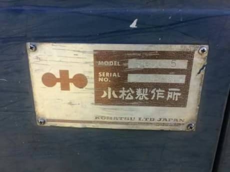 ิKOMATSU PC60-5
