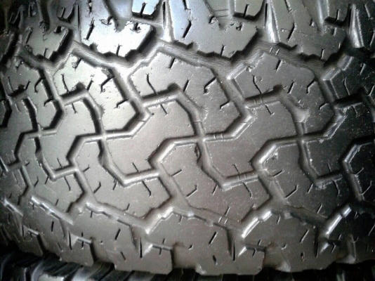 ขายยาง BF All 285/75/16 ปี12 ชุดละ 4000 ขายยาง BF All 285/75/16 ปี12 ชุดละ 4000