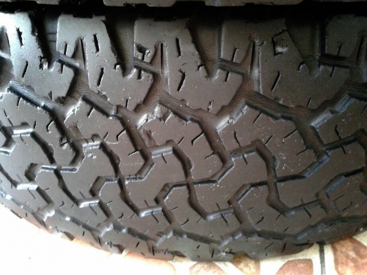 ขายยาง BF All 285/75/16 ปี12 ชุดละ 4000 ขายยาง BF All 285/75/16 ปี12 ชุดละ 4000