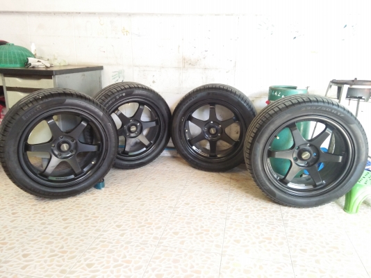 ล้อแม็กพร้อมยาง