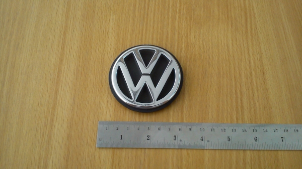 โลโก้ VOLKSWAGEN Golf 3 ติดท้ายรถ