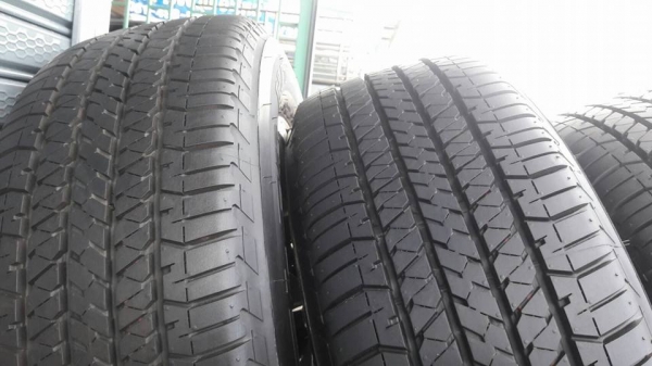 ขายล้อแม็ก chev trailblazer 18"&times;7" et33 สนใจติดต่อร้าน ก.เจริญการยางครับ 081-3747940