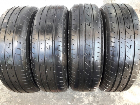 ยางBRIDGESTONE รุ่น Ecopia EP200 .195 65R15 ปี2015 สภาพสวยมากๆดอกเยอะมากๆคุ้มสุดๆไม่แพง ยางBRIDGESTONE รุ่น Ecopia EP200 .195 65R15 ปี2015 สภาพสวยมากๆดอกเยอะมากๆคุ้มสุดๆไม่แพง
