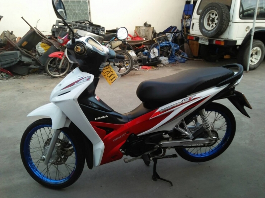 ขายด่วนHonda wave 110i ปี55 สีแดงขาวสวยพร้อมใช้