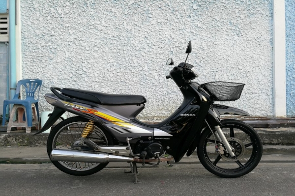 wave 100 รถบ้านแท้ เครื่องดี ชุดสีสวย เล่มชุดโอนครบ