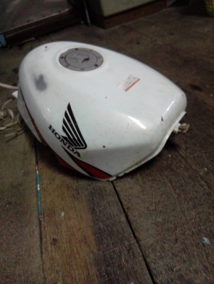 ขายถังน้ำมันCBR400rr ขายถังน้ำมันCBR400rr